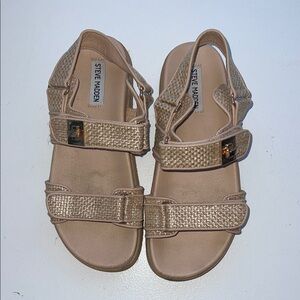 Steve Madden Beige Textured Sandals